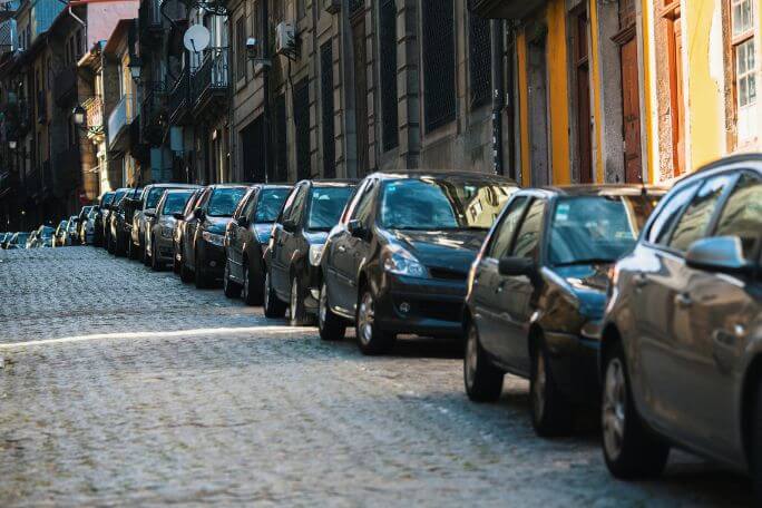 Danos em carros parados podem ser protegidos pelo "seguro contra todos os riscos".
