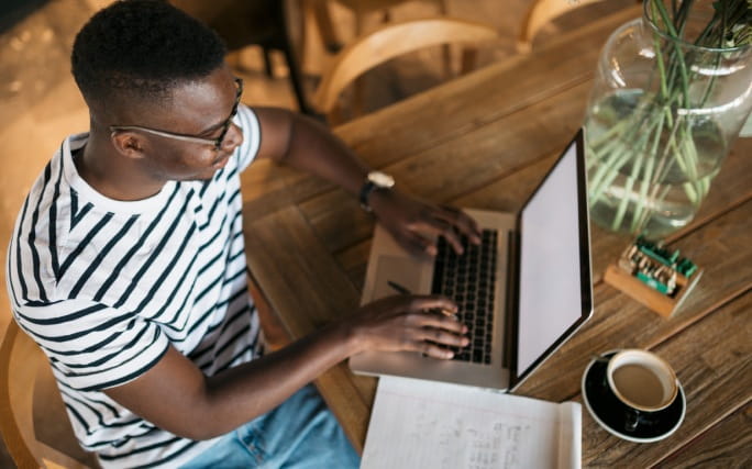 Conheça as nossas dicas para tornar o seu perfil LinkedIn mais atrativo. E saiba como o Seguro Vida Ativa da Generali Tranquilidade o pode proteger.
